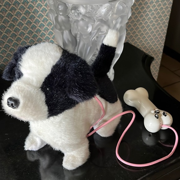 Interactive Plush Puppy - Picture 1 of 3